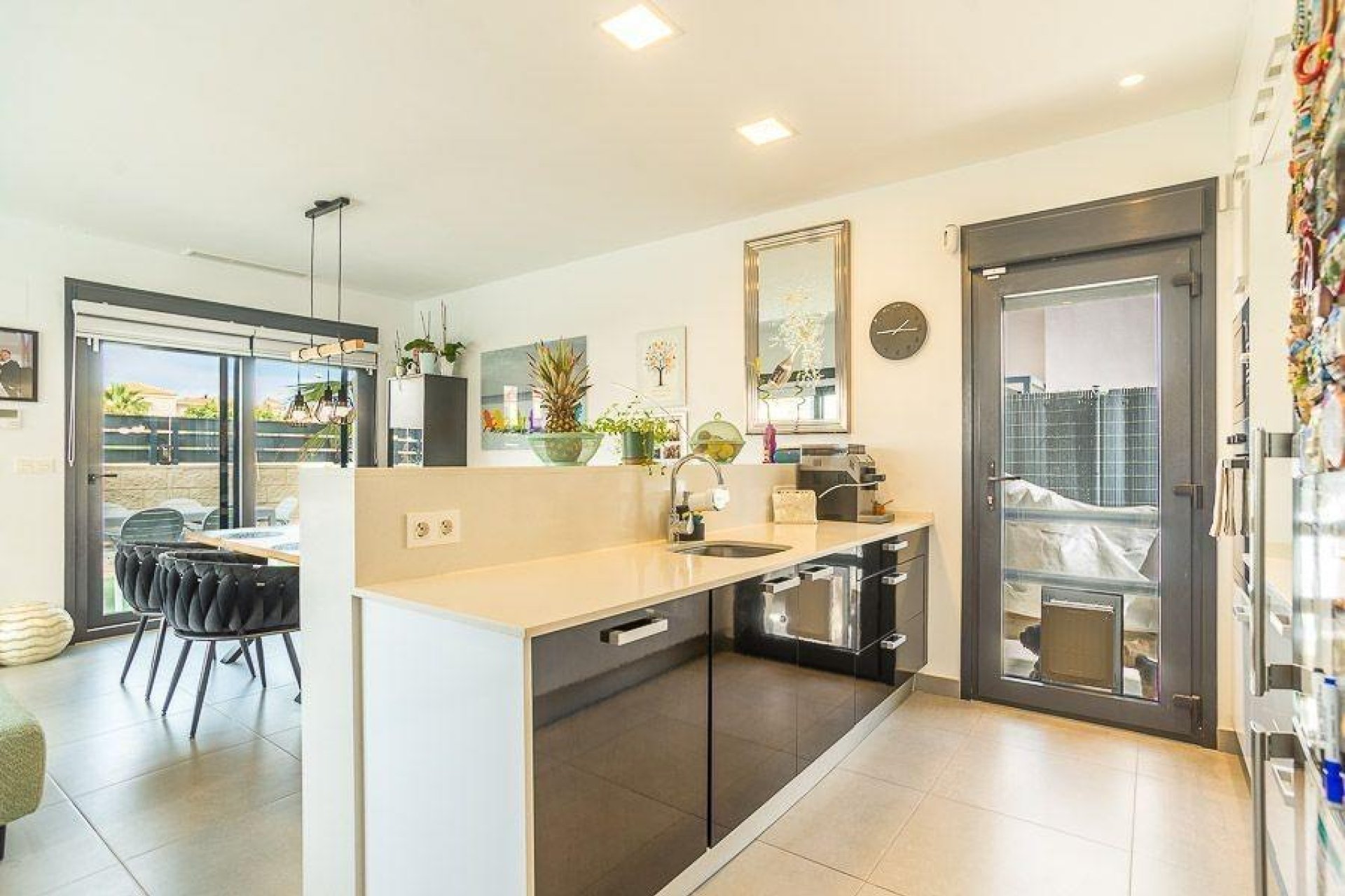 Återförsäljning - Villa -
Ciudad quesada - Costa blanca sur