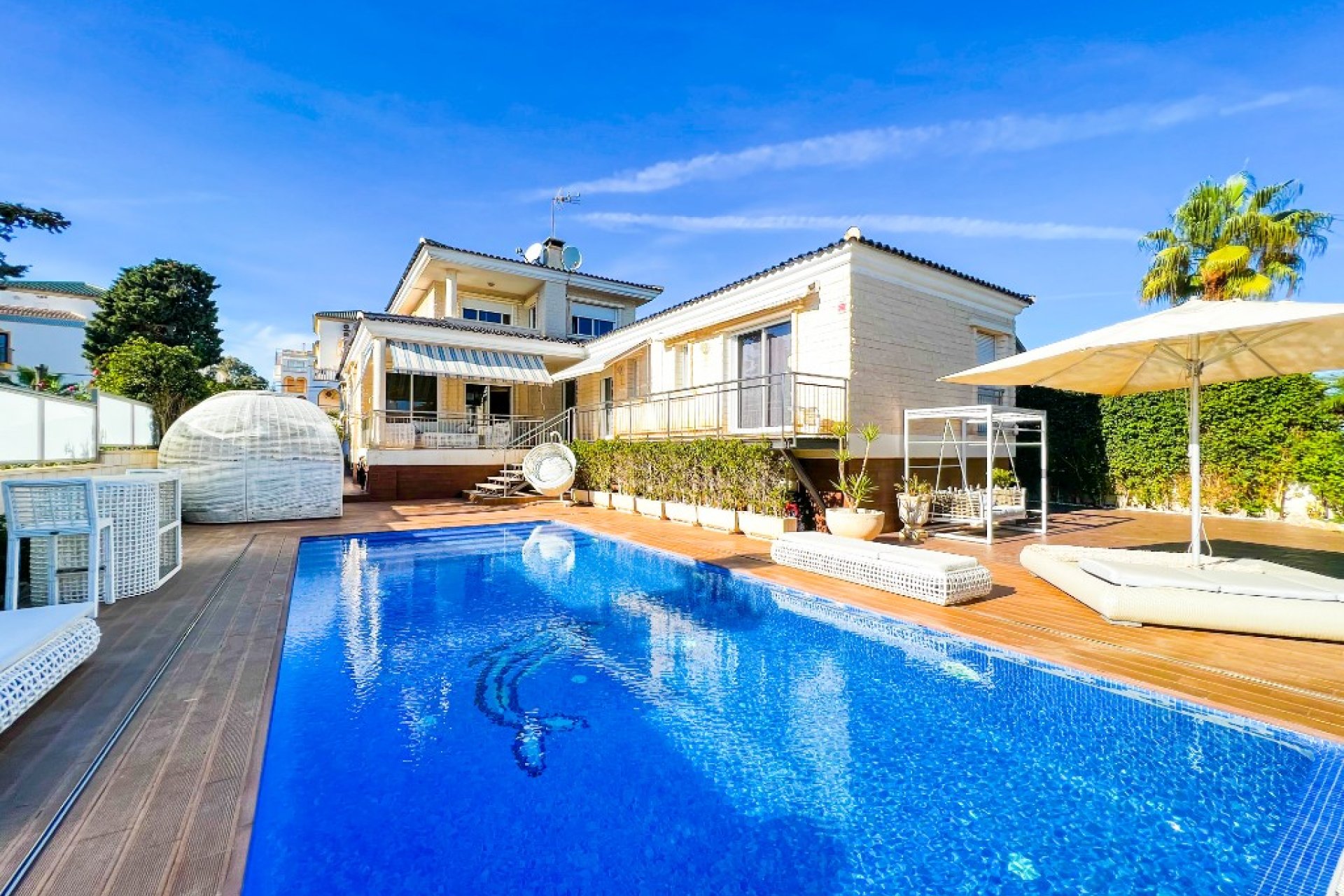 Återförsäljning - Villa -
La Mata - LA MATA