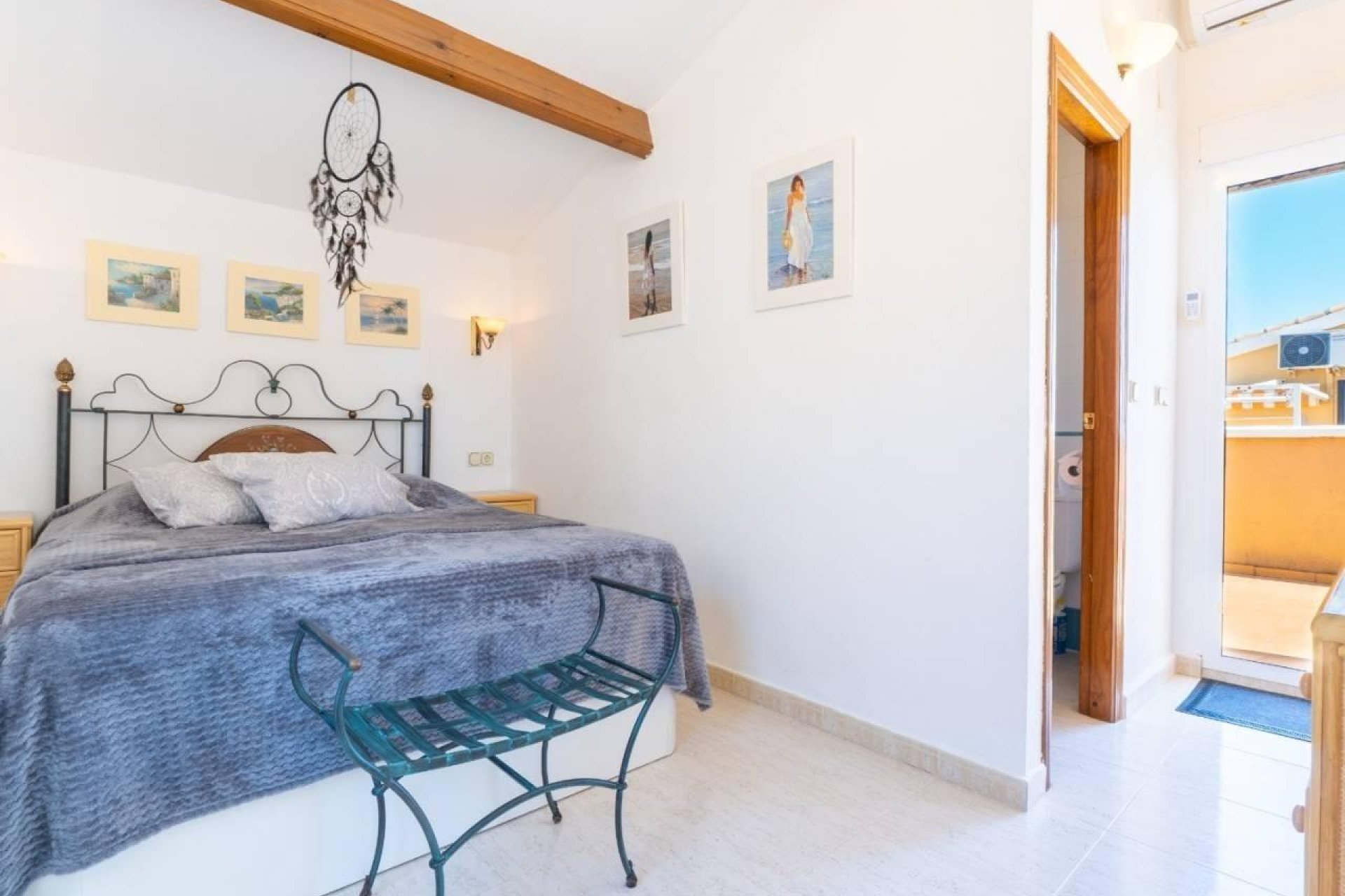 Återförsäljning - Villa -
Orihuela Costa - La Florida