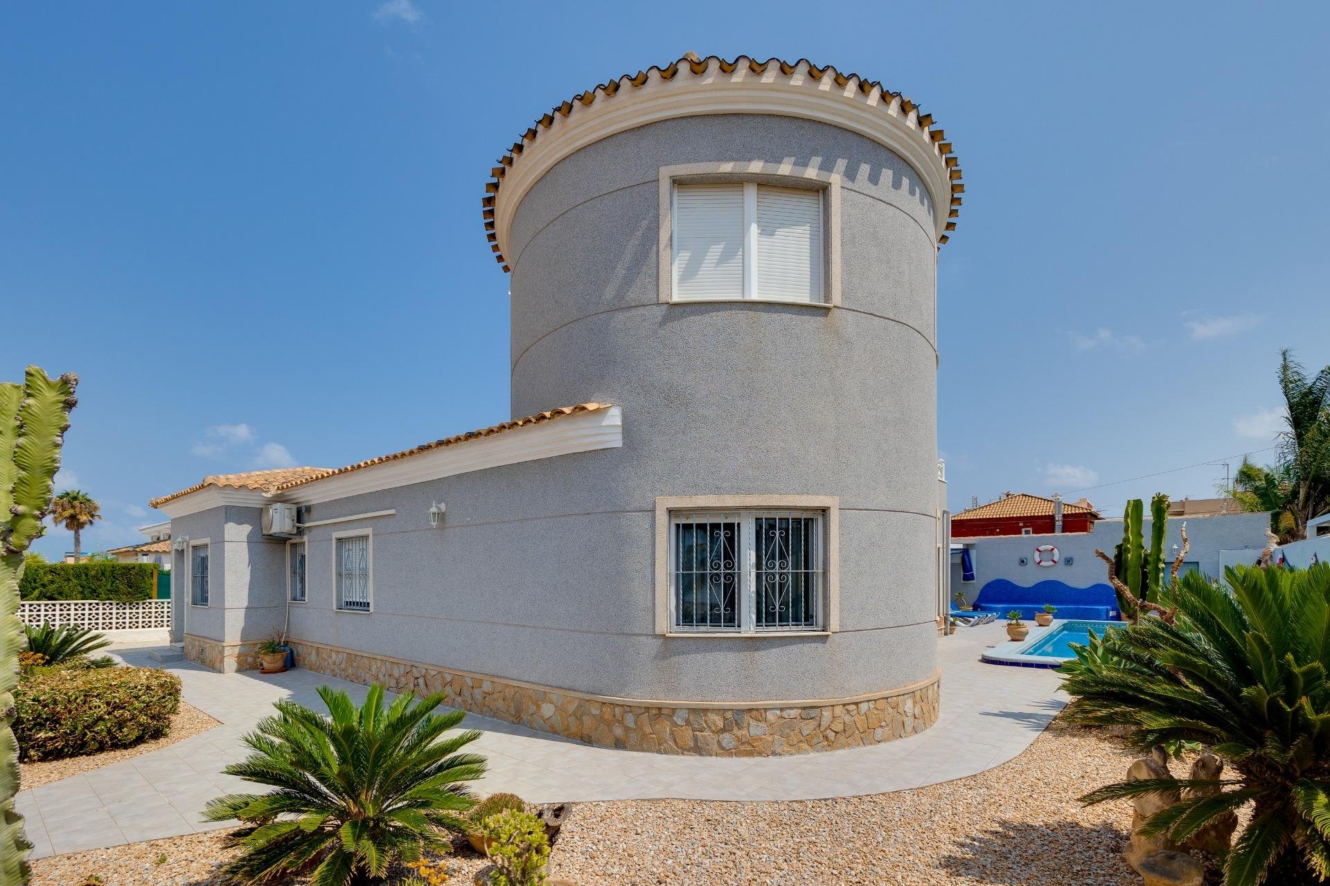 Återförsäljning - Villa -
Orihuela Costa - La Regia