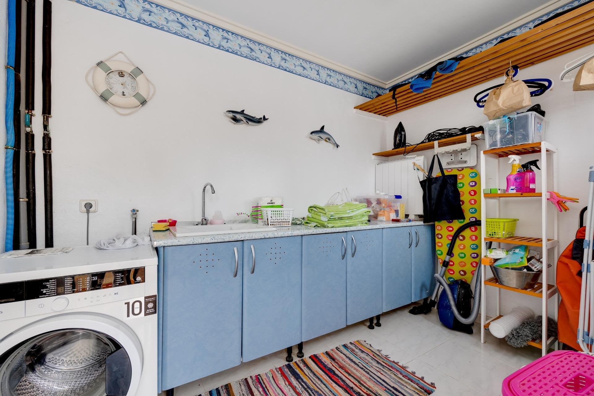 Återförsäljning - Villa -
Orihuela Costa - La Zenia
