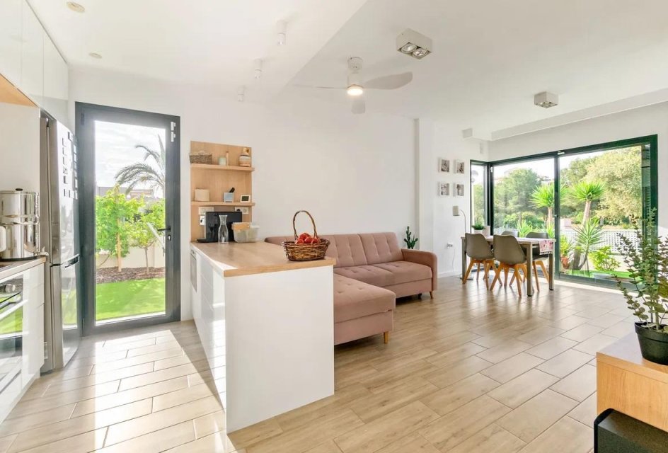 Återförsäljning - Villa -
Orihuela Costa - La Zenia