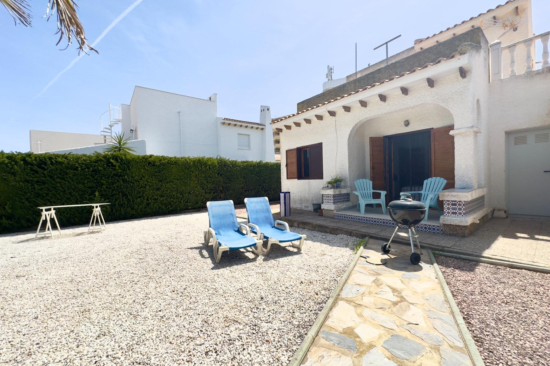 Återförsäljning - Villa -
Orihuela Costa - La Zenia