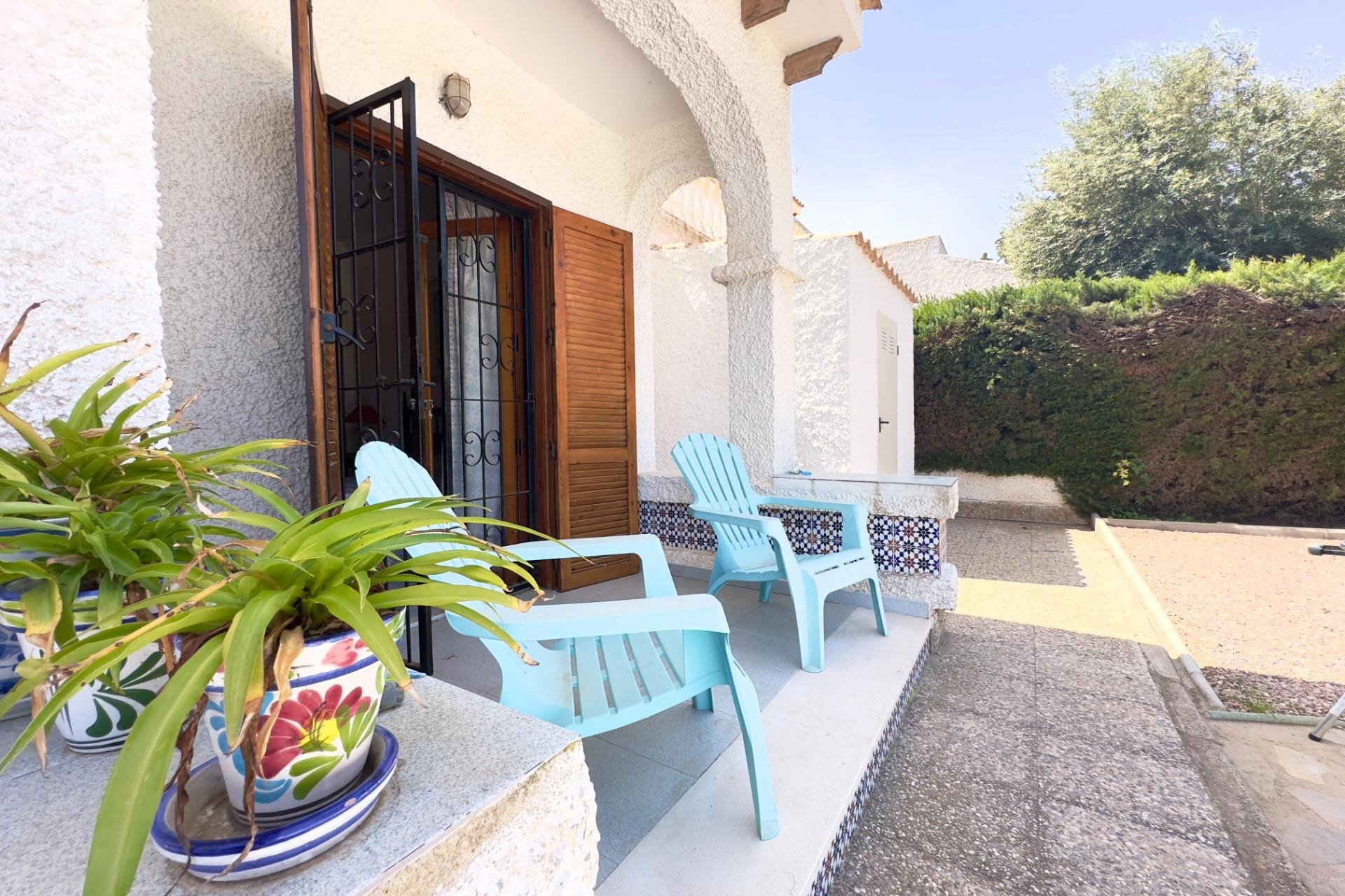 Återförsäljning - Villa -
Orihuela Costa - La Zenia