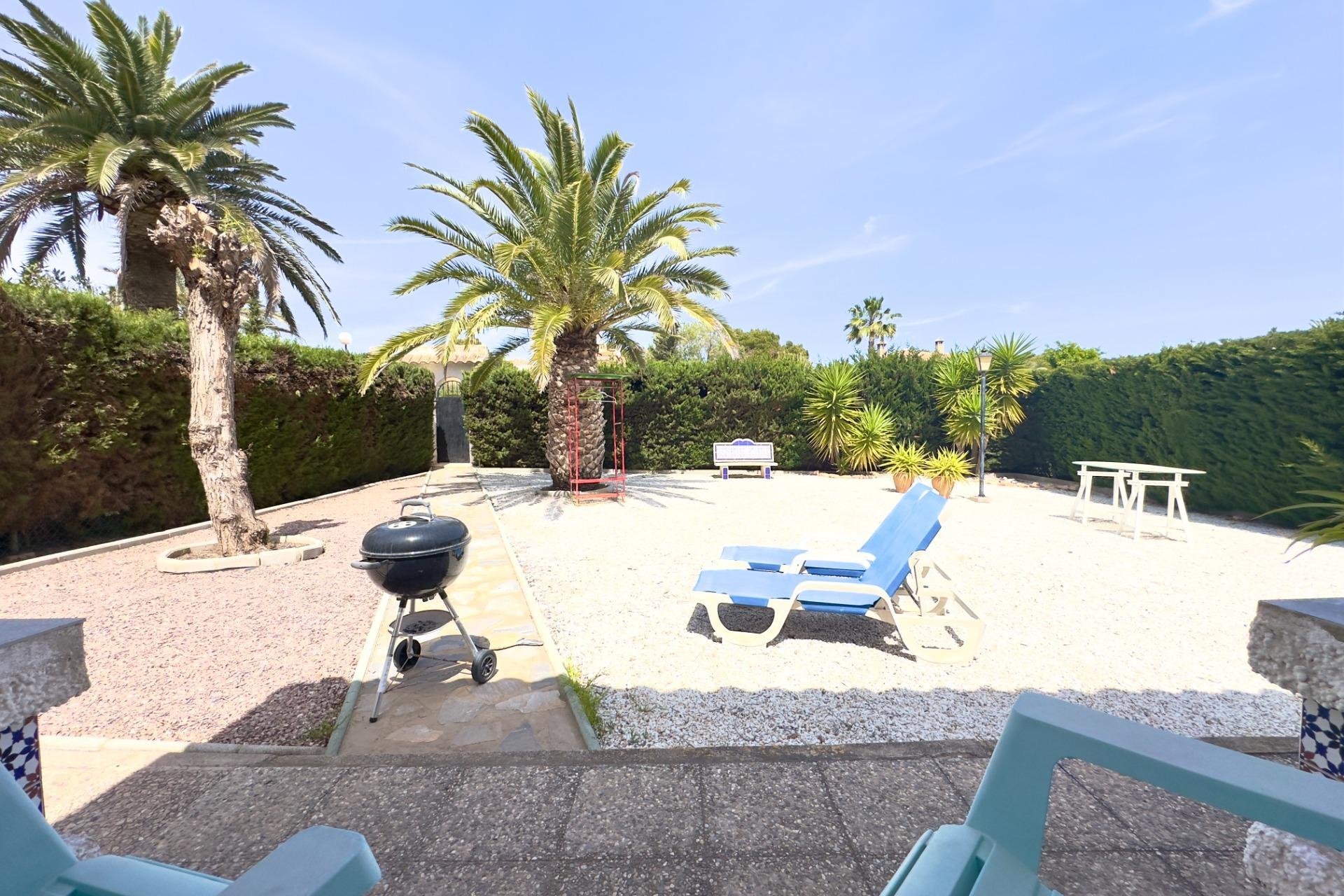 Återförsäljning - Villa -
Orihuela Costa - La Zenia