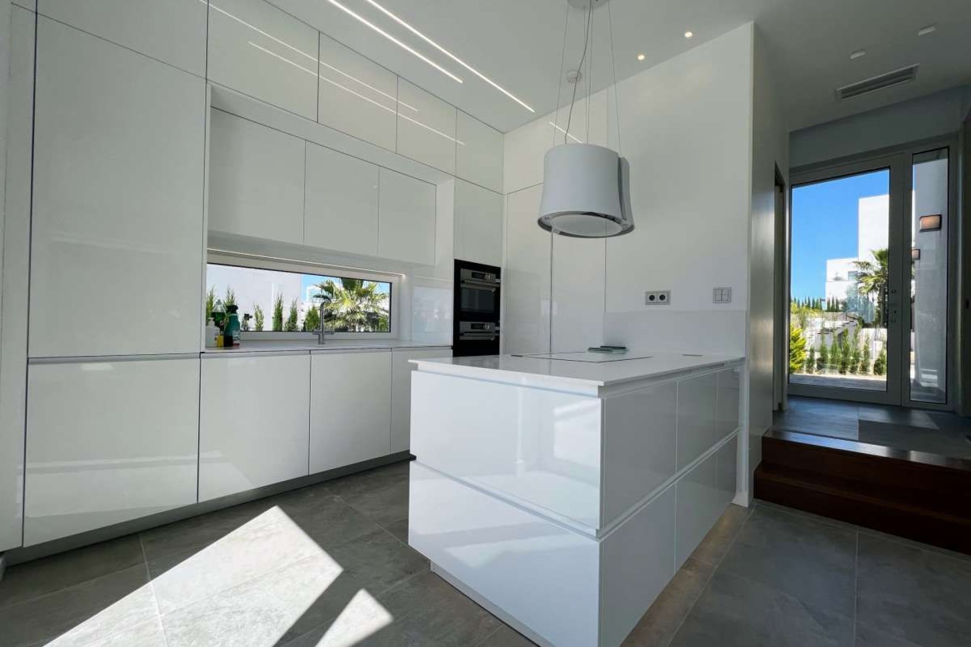 Återförsäljning - Villa -
Orihuela Costa - Las Colinas Golf