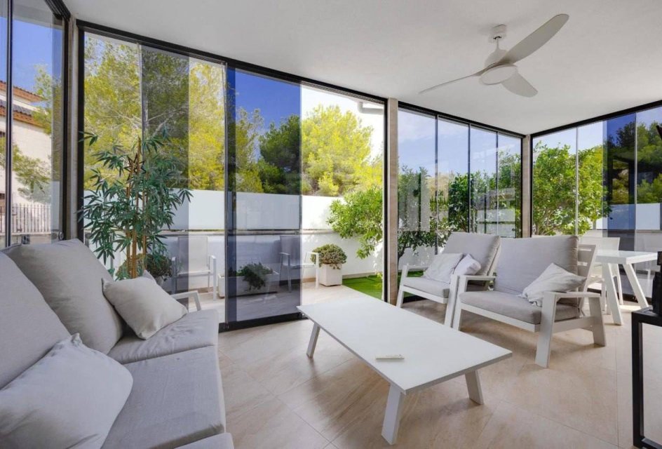 Återförsäljning - Villa -
Orihuela Costa - Las Filipinas