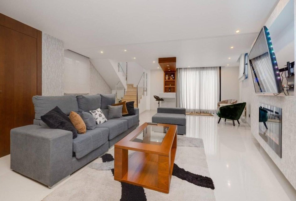 Återförsäljning - Villa -
Orihuela Costa - Las Filipinas