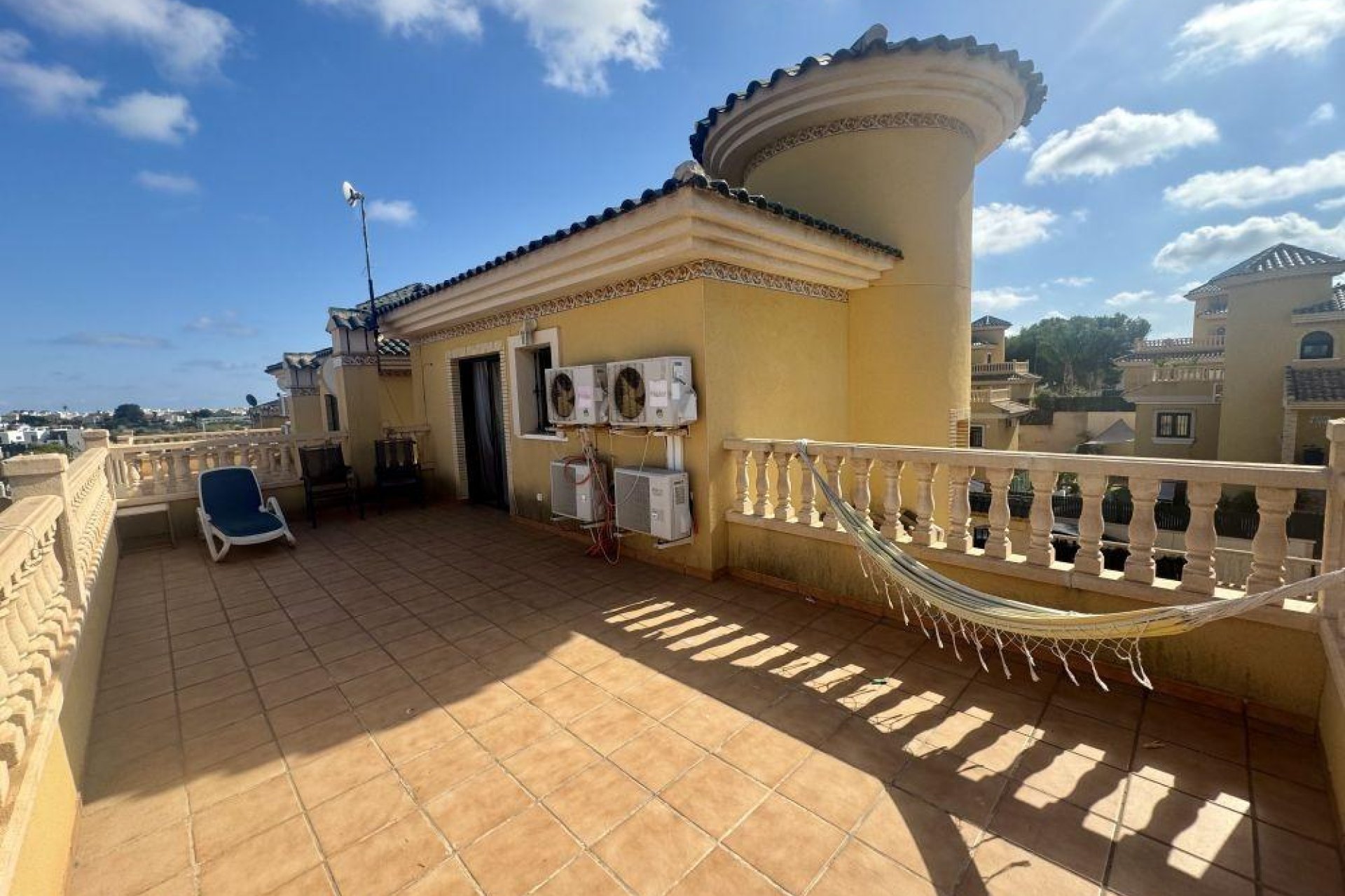 Återförsäljning - Villa -
Orihuela Costa - Las Filipinas