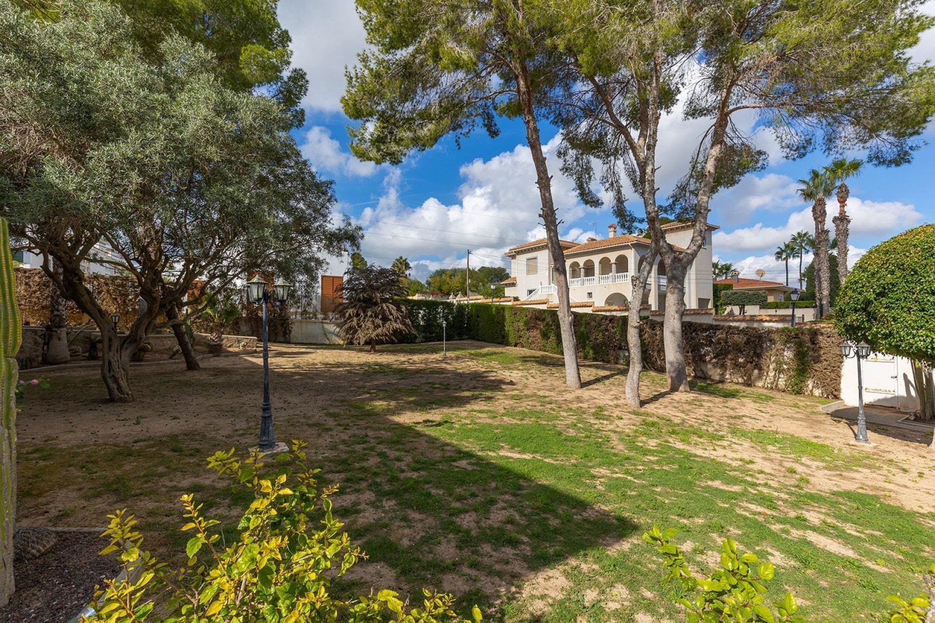 Återförsäljning - Villa -
Orihuela Costa - Las Filipinas
