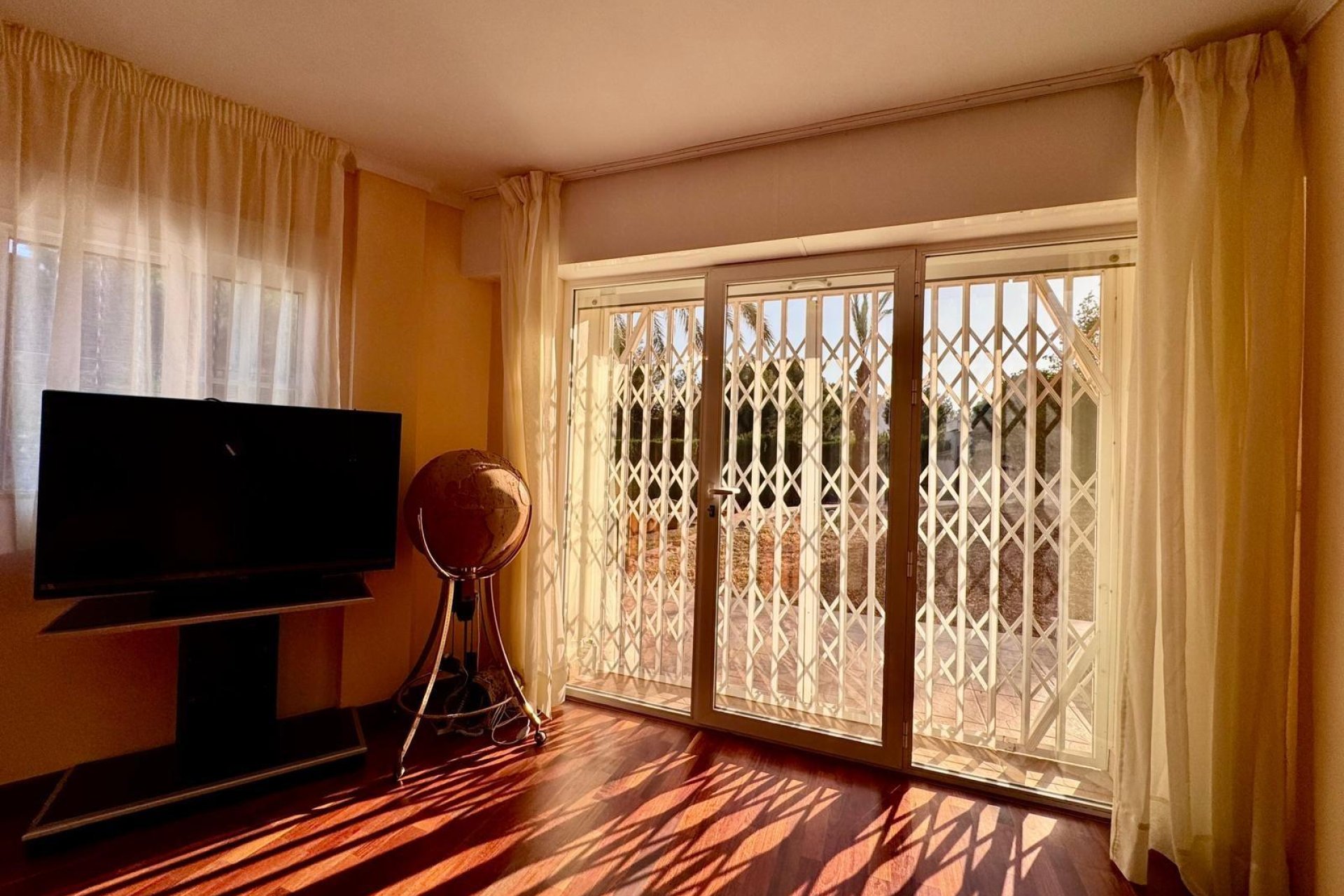 Återförsäljning - Villa -
Orihuela Costa - Lomas de Cabo Roig