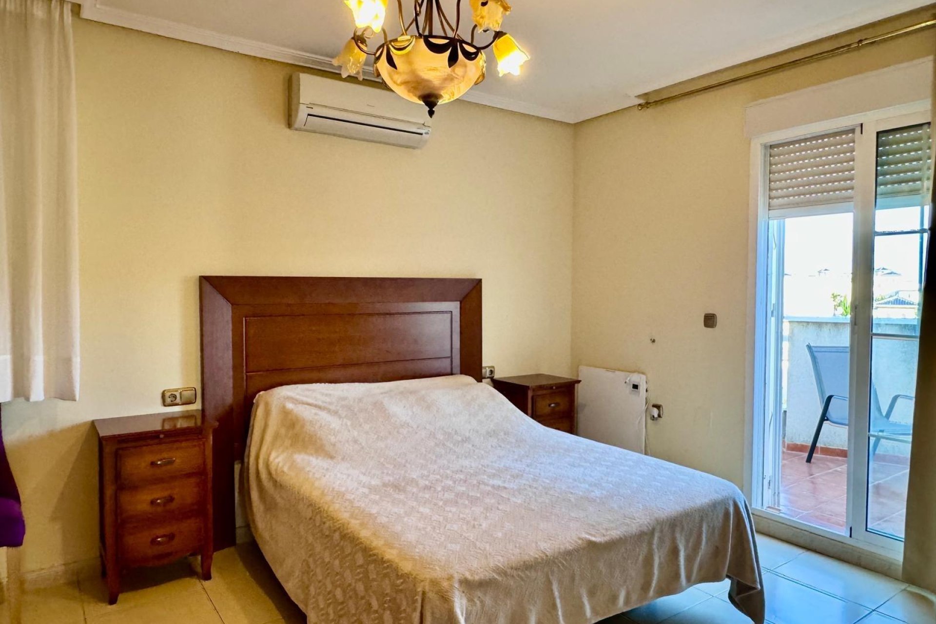 Återförsäljning - Villa -
Orihuela Costa - Lomas de Cabo Roig