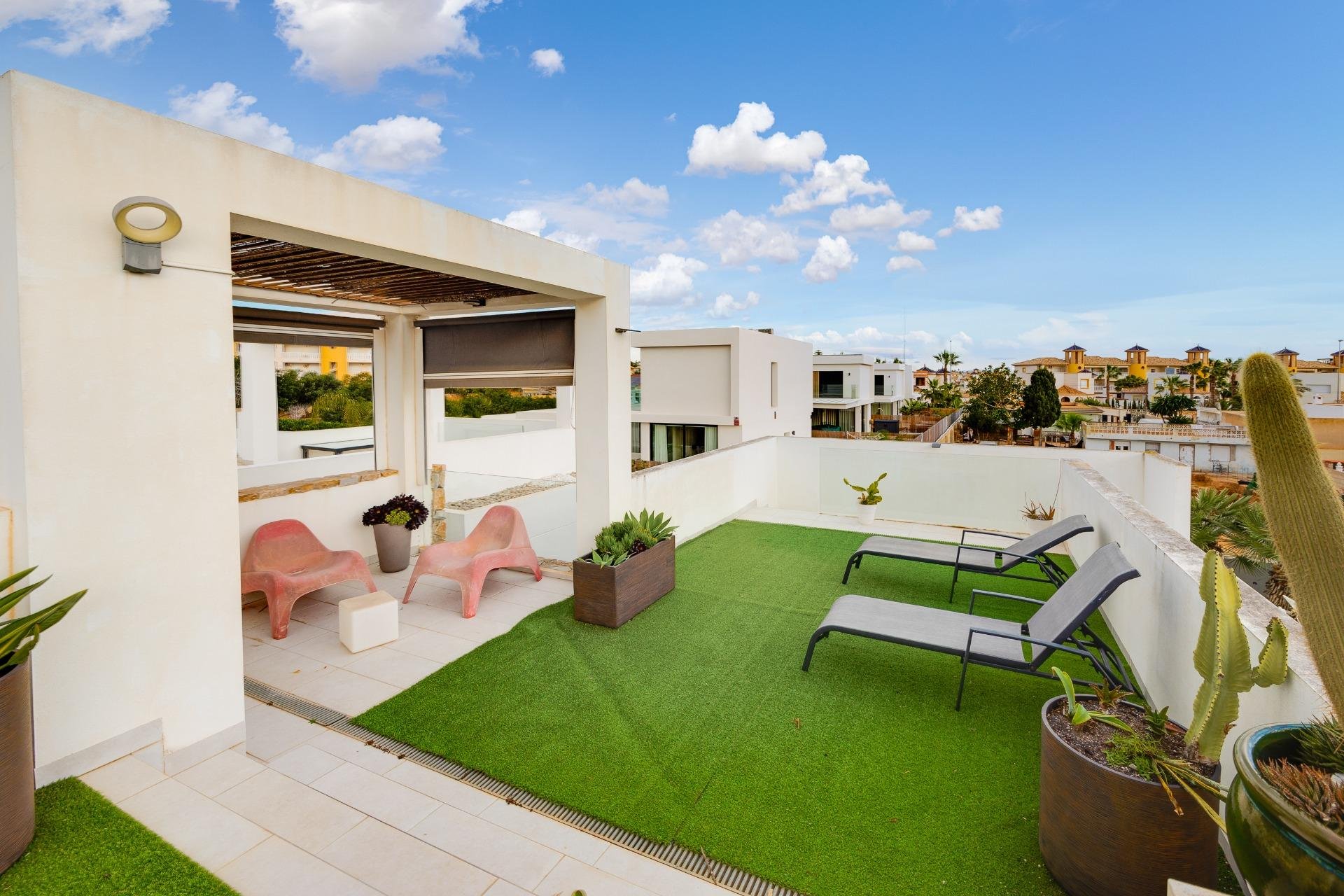 Återförsäljning - Villa -
Orihuela Costa - Lomas de Cabo Roig