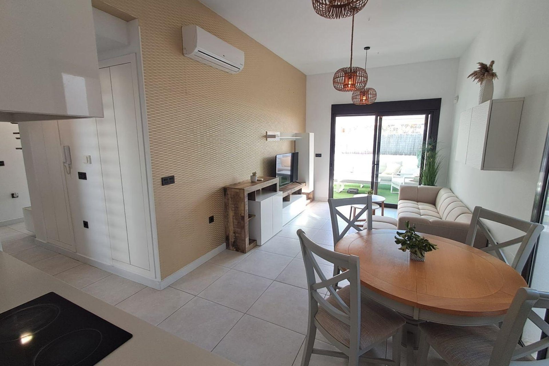 Återförsäljning - Villa -
Orihuela Costa - Lomas de Cabo Roig