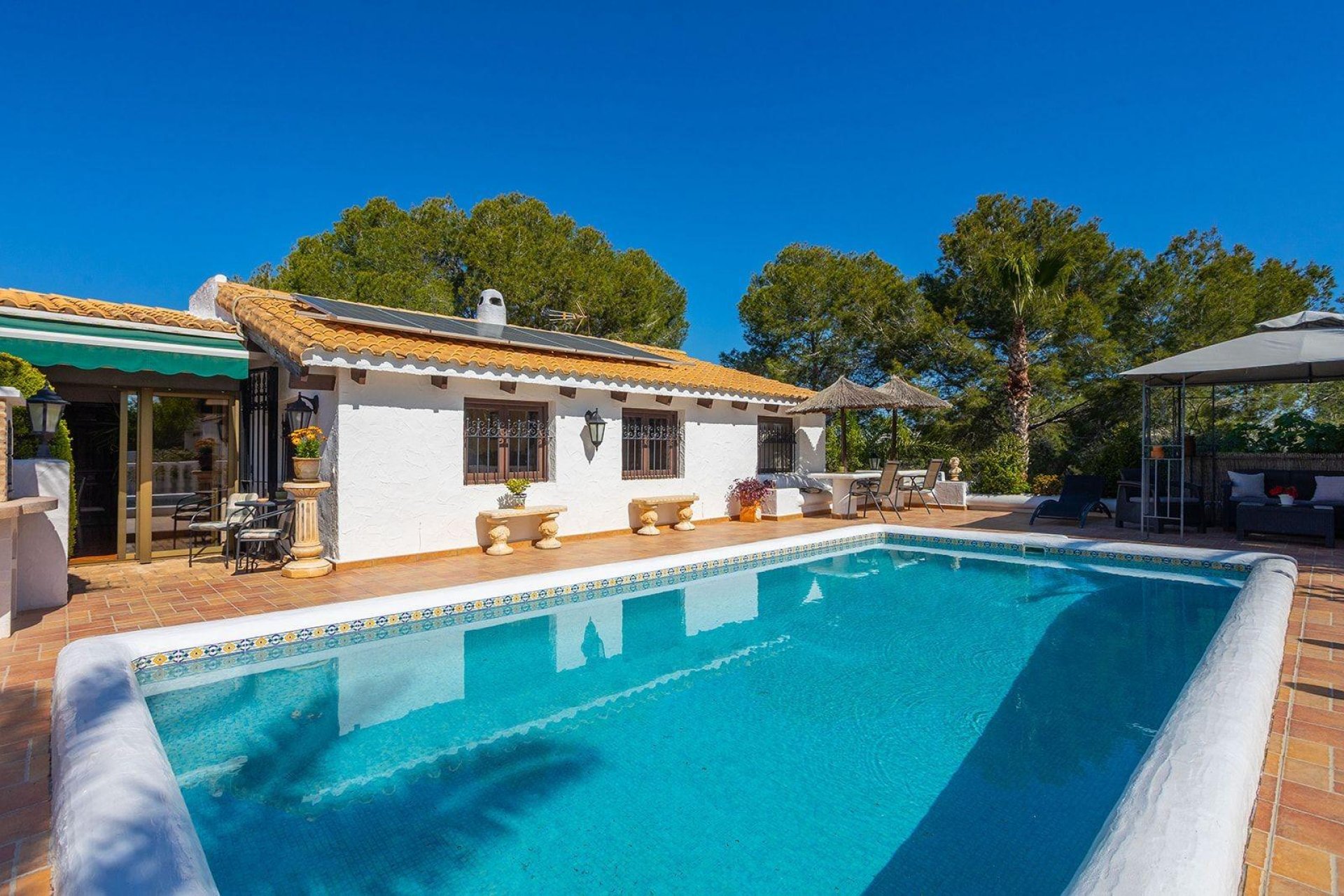 Återförsäljning - Villa -
Orihuela Costa - Lomas de Don Juan