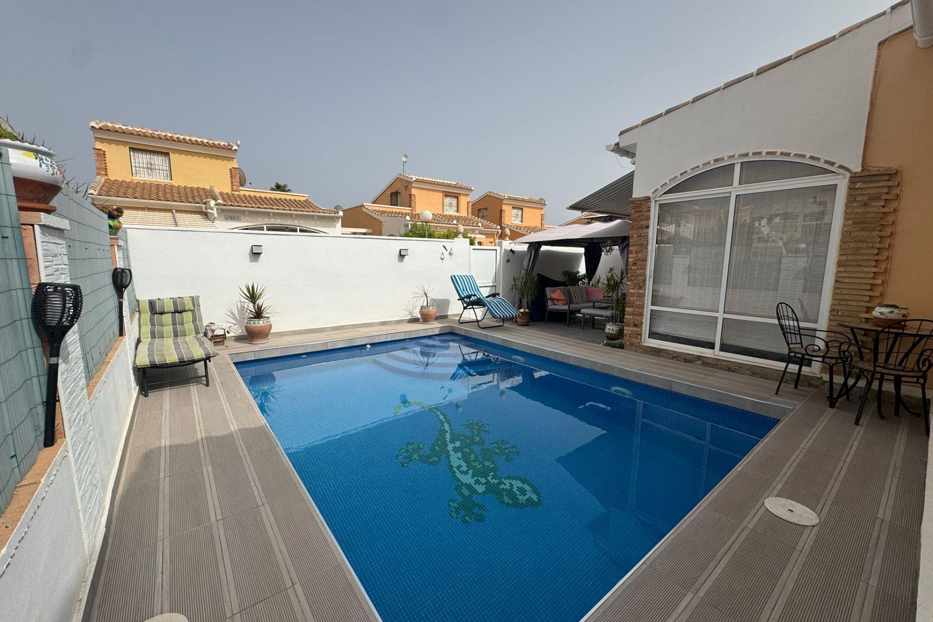 Återförsäljning - Villa -
Orihuela Costa - Los Almendros-La Florida