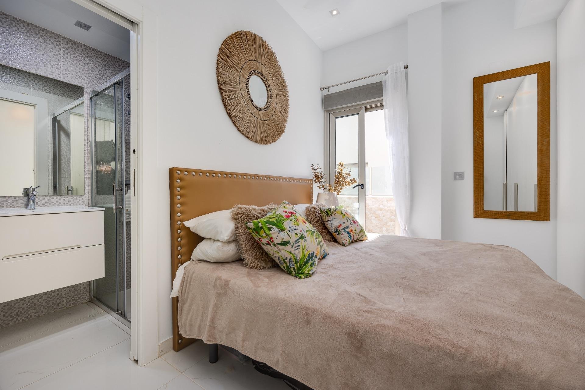 Återförsäljning - Villa -
Orihuela Costa - PAU 26