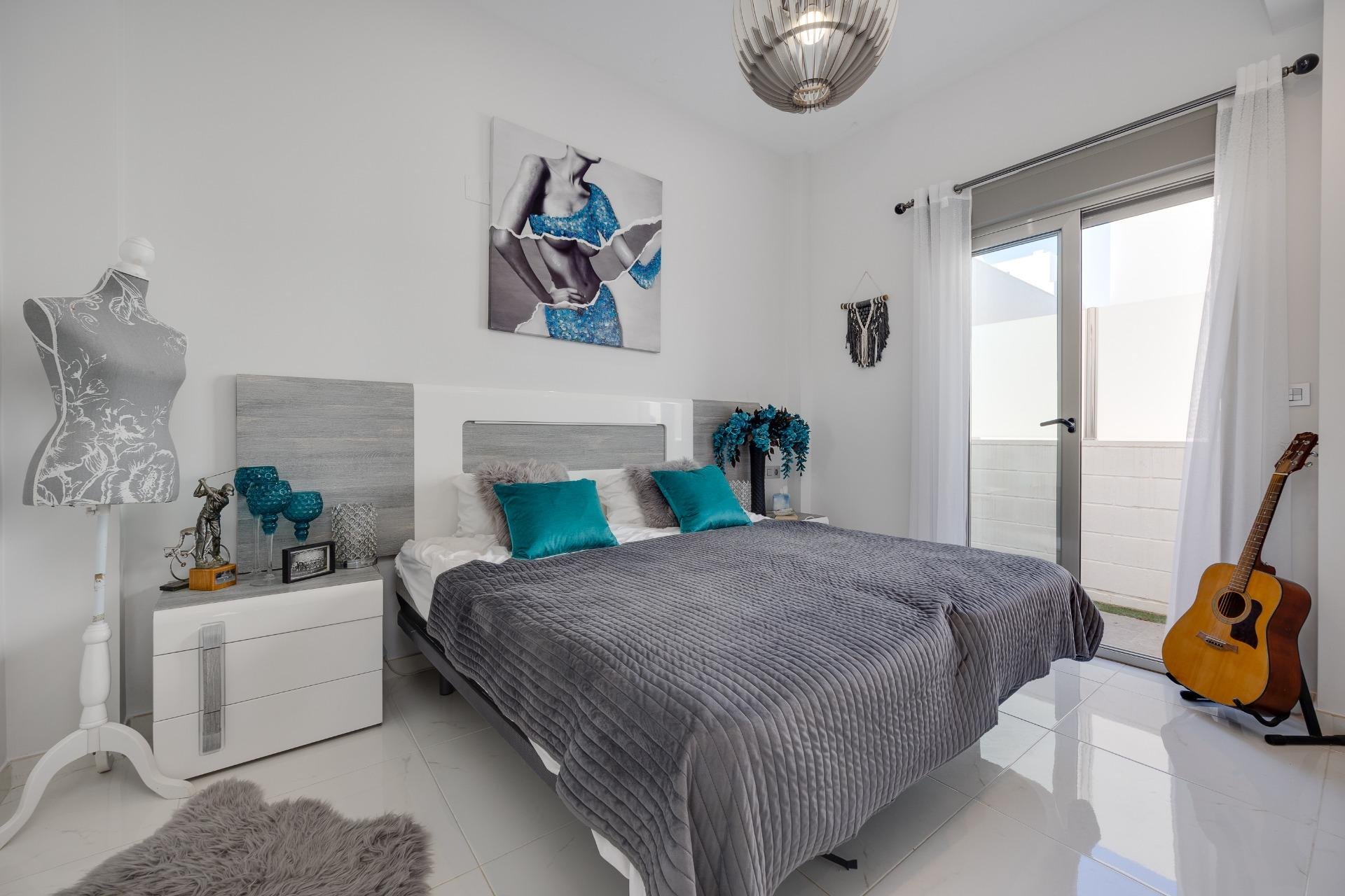 Återförsäljning - Villa -
Orihuela Costa - PAU 26
