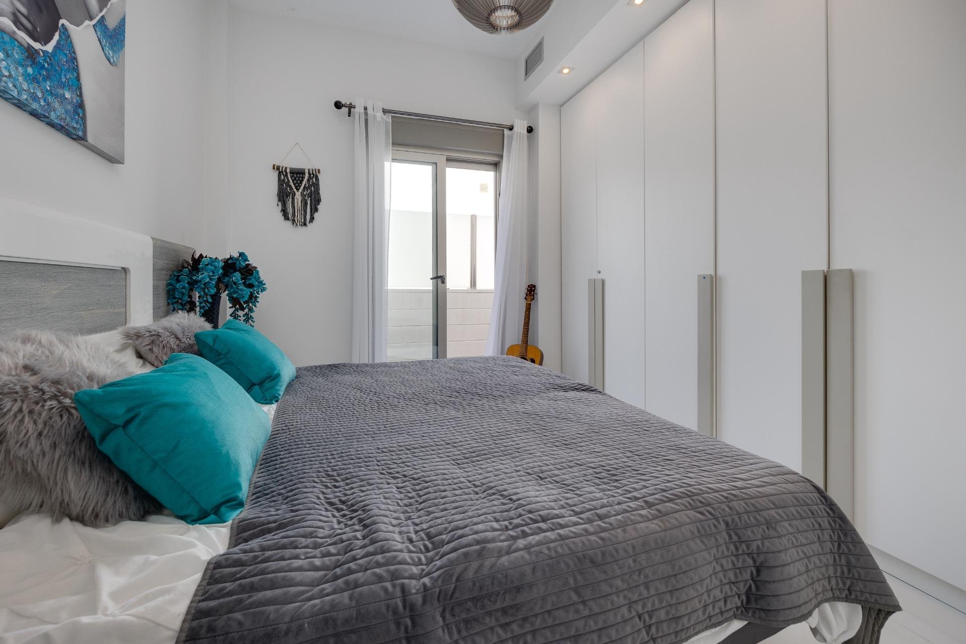 Återförsäljning - Villa -
Orihuela Costa - PAU 26