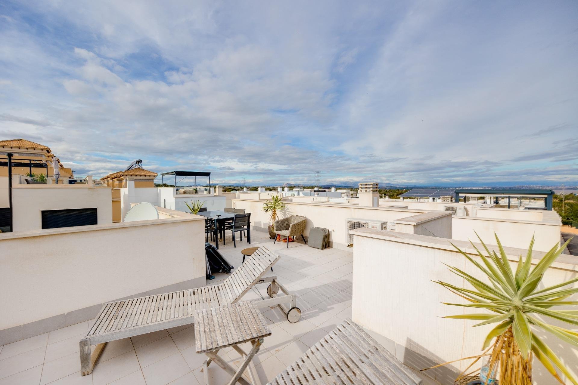 Återförsäljning - Villa -
Orihuela Costa - PAU 26