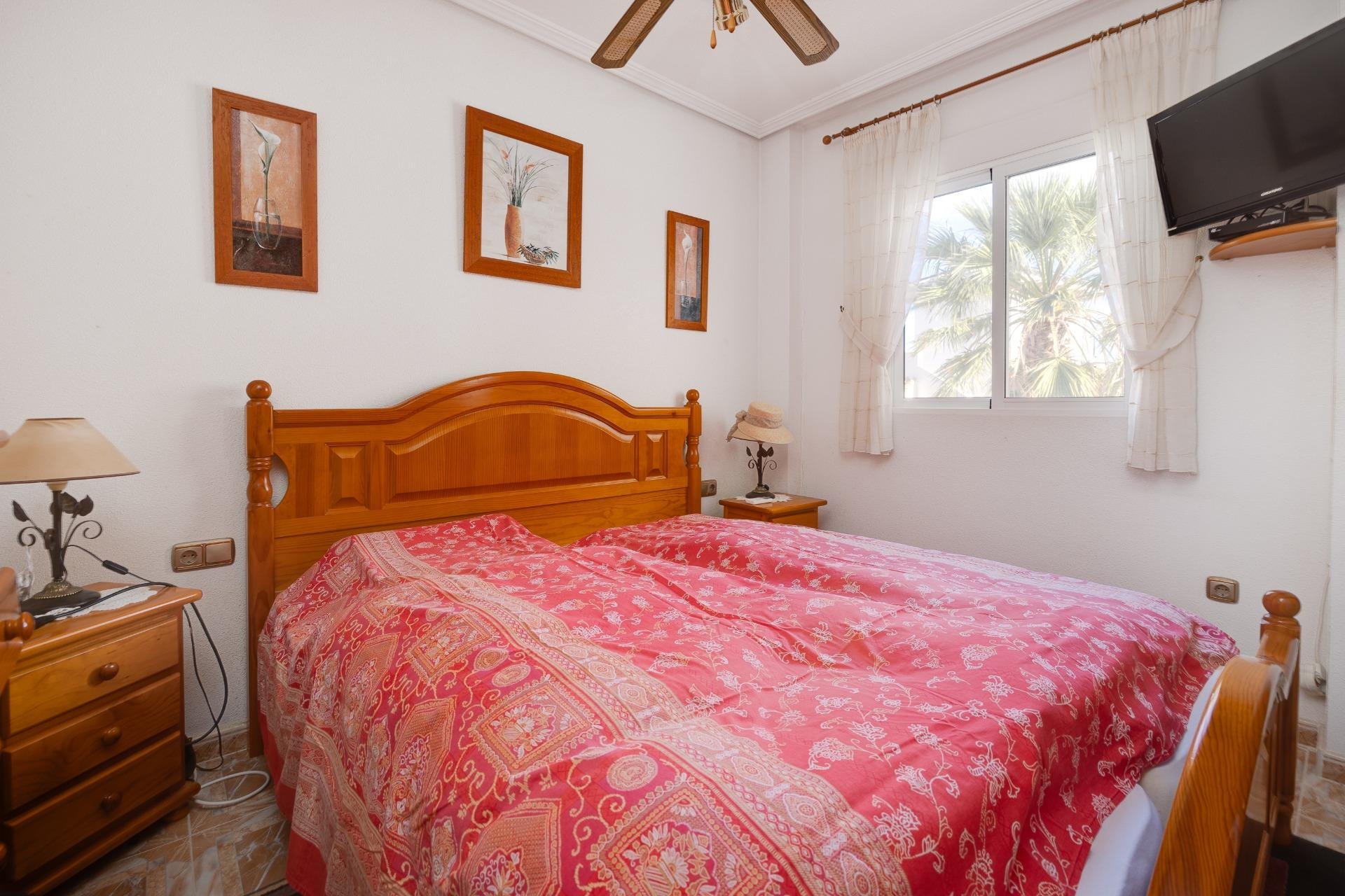 Återförsäljning - Villa -
Orihuela Costa - Playa Flamenca