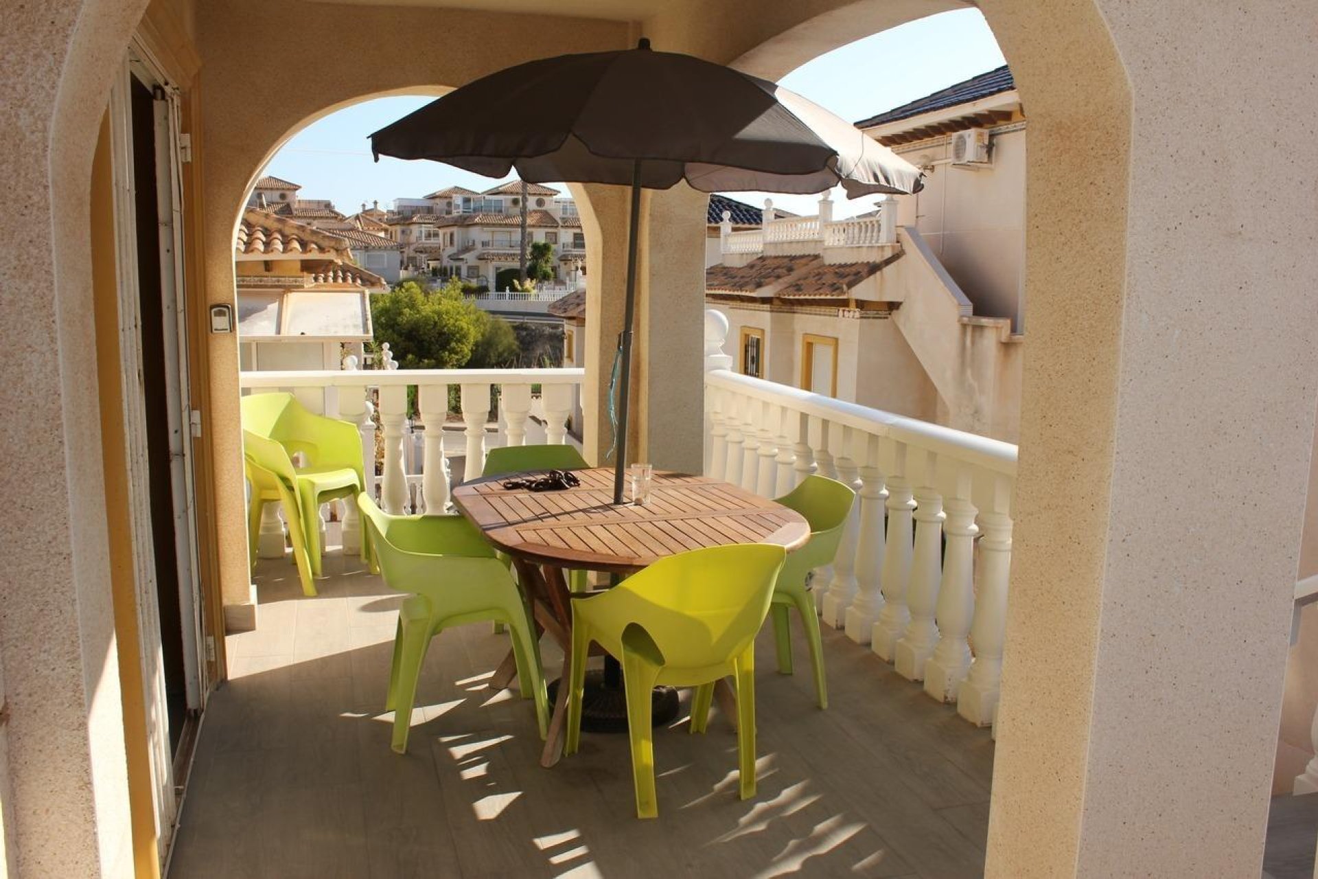 Återförsäljning - Villa -
Orihuela Costa - Playa Flamenca