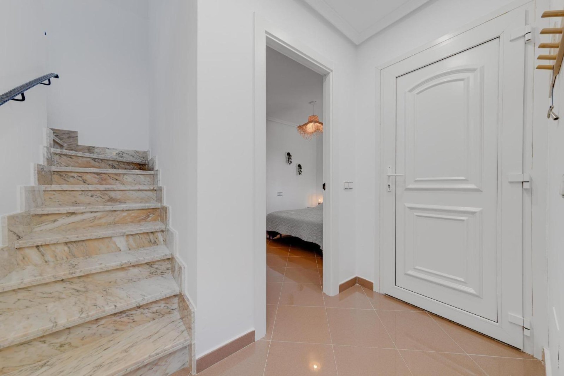 Återförsäljning - Villa -
Orihuela Costa - Playa Flamenca