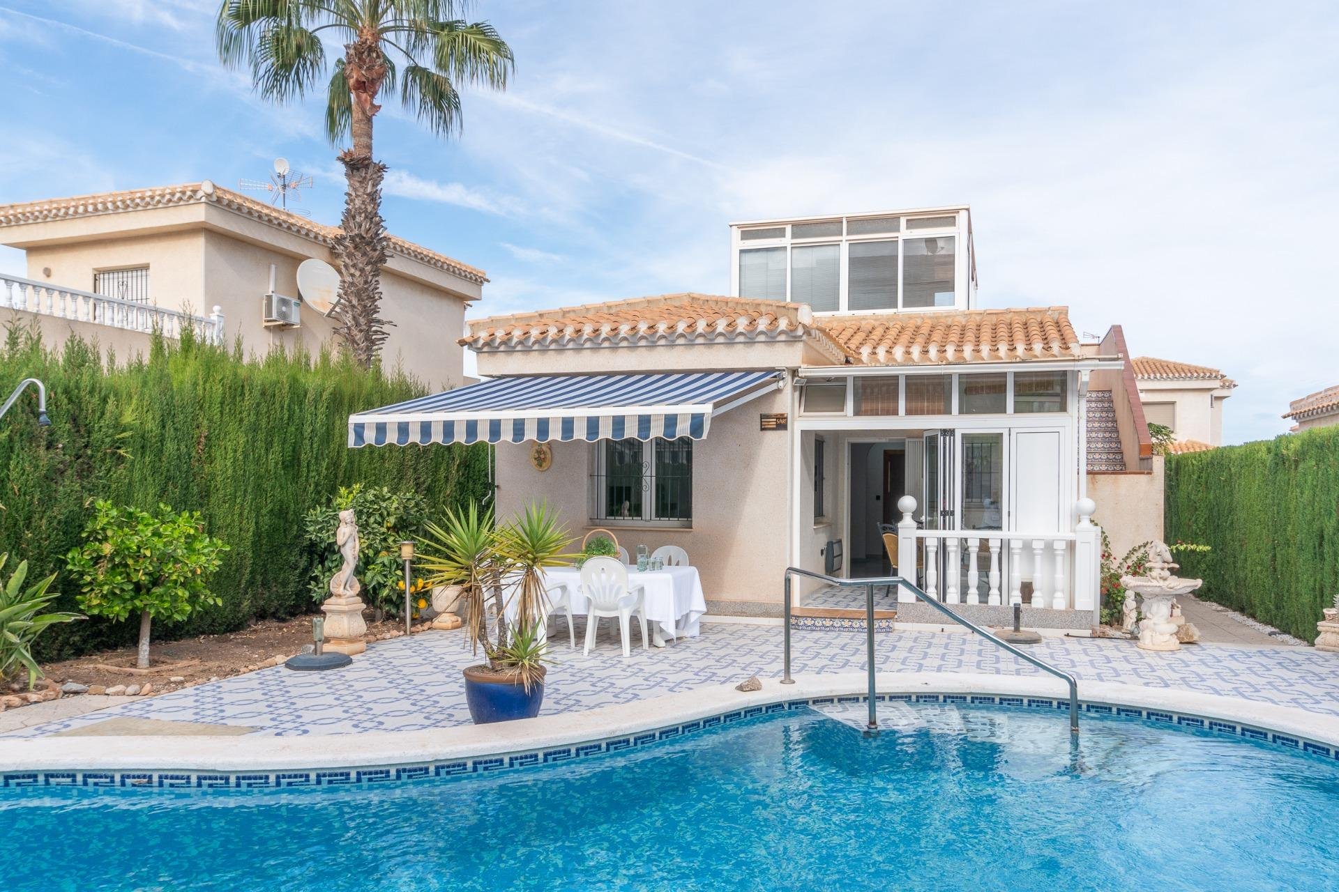 Återförsäljning - Villa -
Orihuela Costa - Playa Flamenca