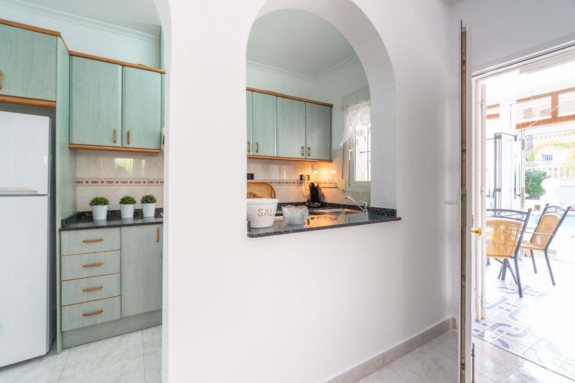 Återförsäljning - Villa -
Orihuela Costa - Playa Flamenca
