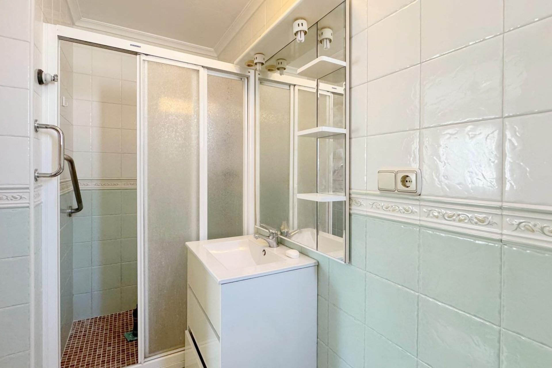 Återförsäljning - Villa -
Orihuela Costa - Rocio del Mar