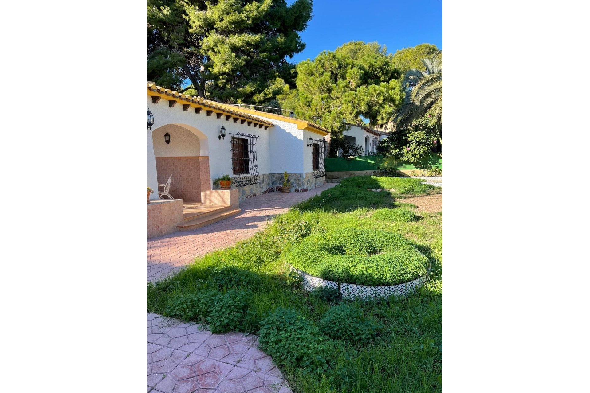 Återförsäljning - Villa -
Orihuela Costa - Rocio del Mar