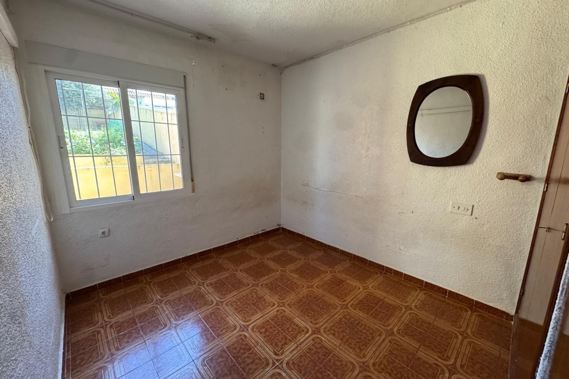 Återförsäljning - Villa -
Orihuela Costa - Urbanización Perla del Mar