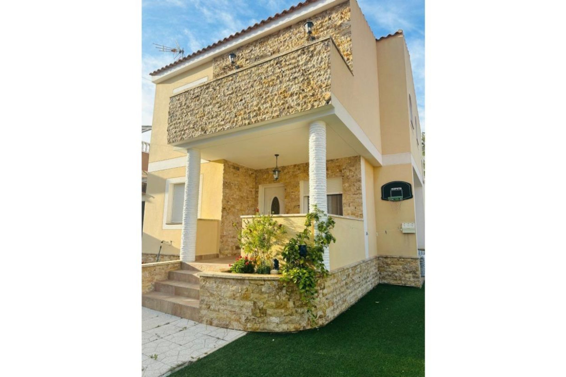 Återförsäljning - Villa -
Pilar de la Horadada - Pinar de Campoverde
