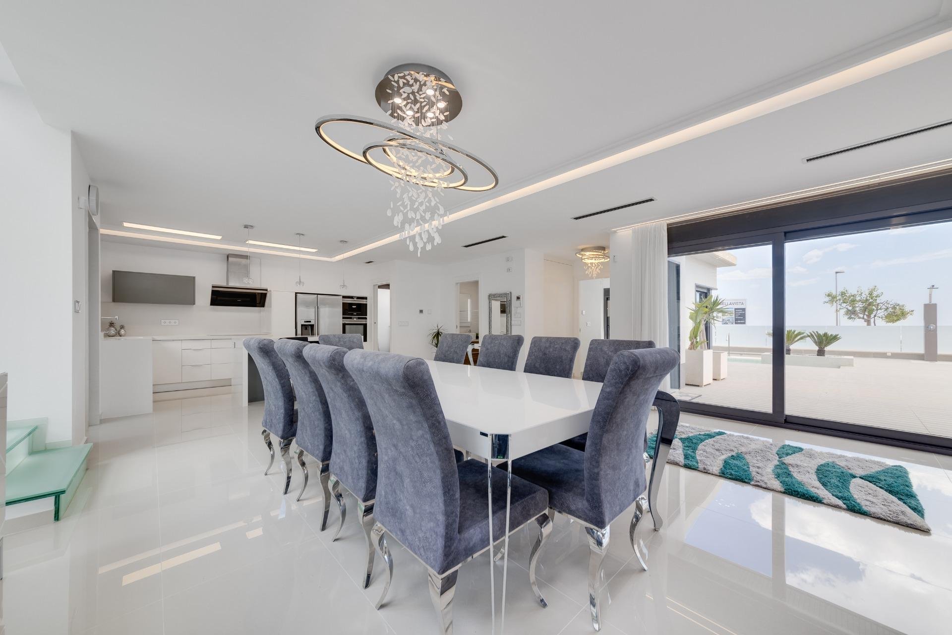 Återförsäljning - Villa -
San Miguel de Salinas - Cerro del Sol
