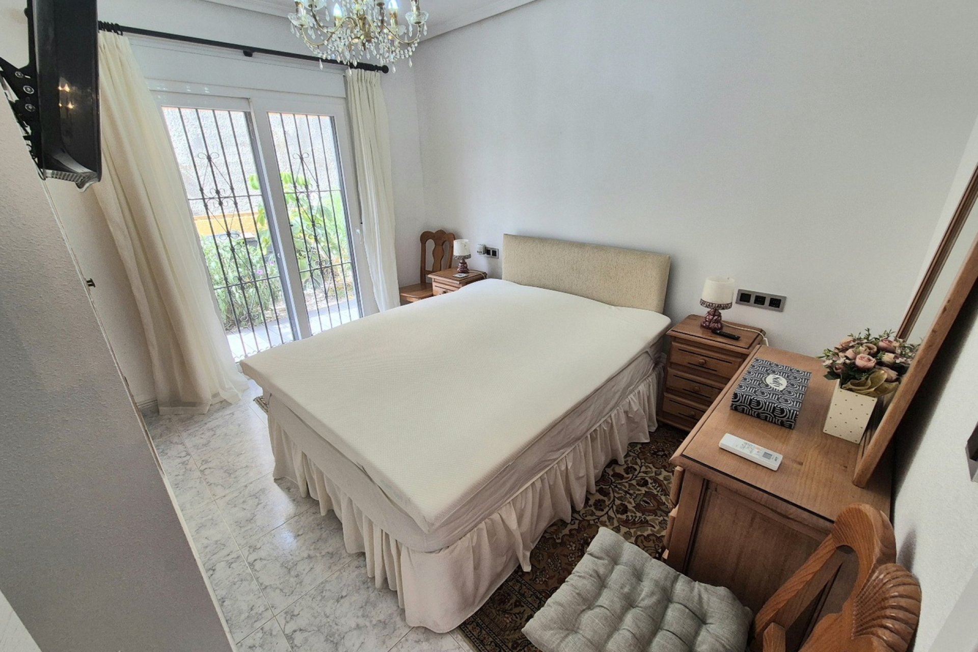 Återförsäljning - Villa -
San Miguel de Salinas - Ciudad de las comunicaciones