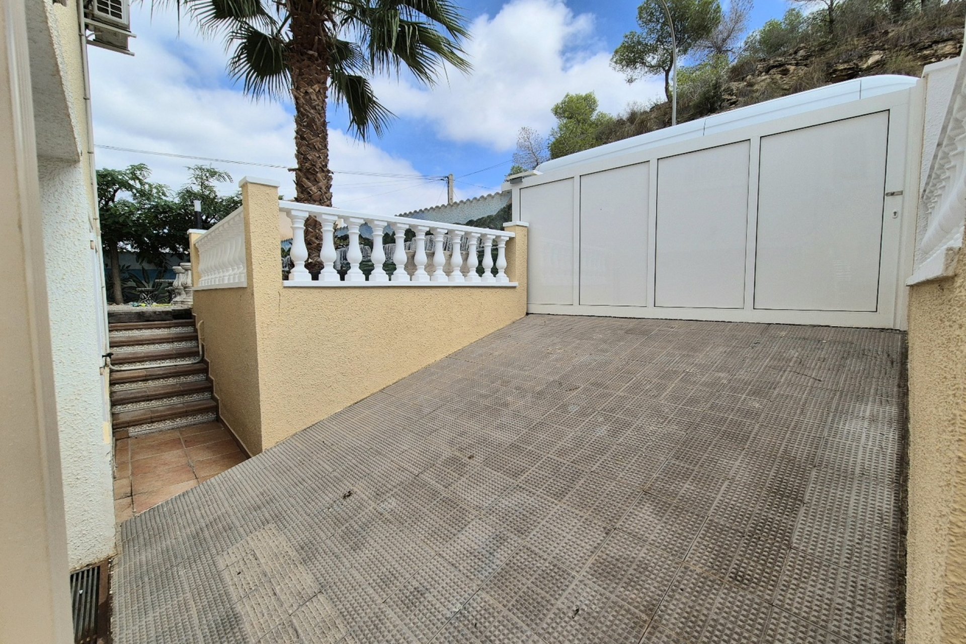 Återförsäljning - Villa -
San Miguel de Salinas - Ciudad de las comunicaciones