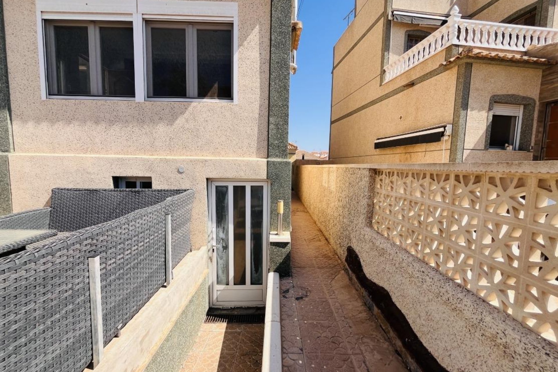 Återförsäljning - Villa -
San Miguel de Salinas - El galan