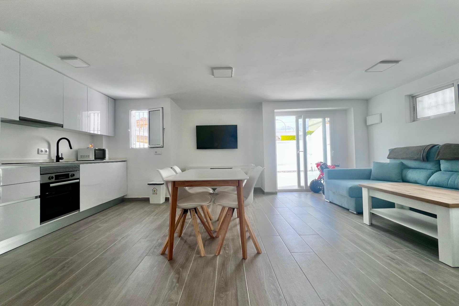 Återförsäljning - Villa -
San Miguel de Salinas - Las filipinas