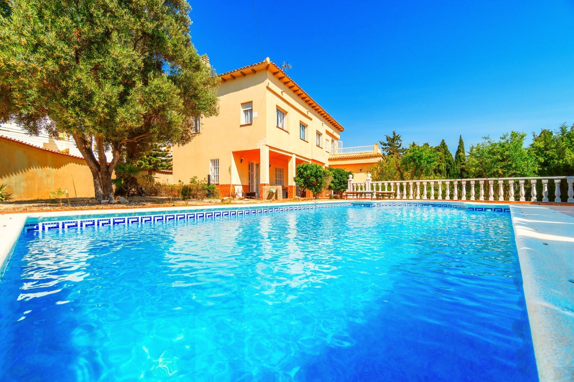 Återförsäljning - Villa -
Torrevieja - Costa blanca sur