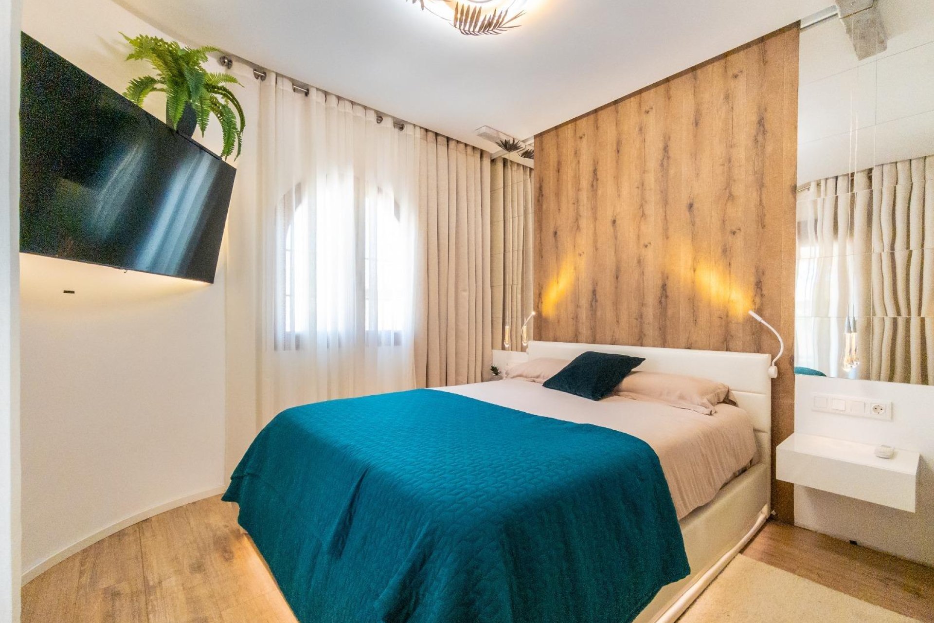 Återförsäljning - Villa -
Torrevieja - El chaparral