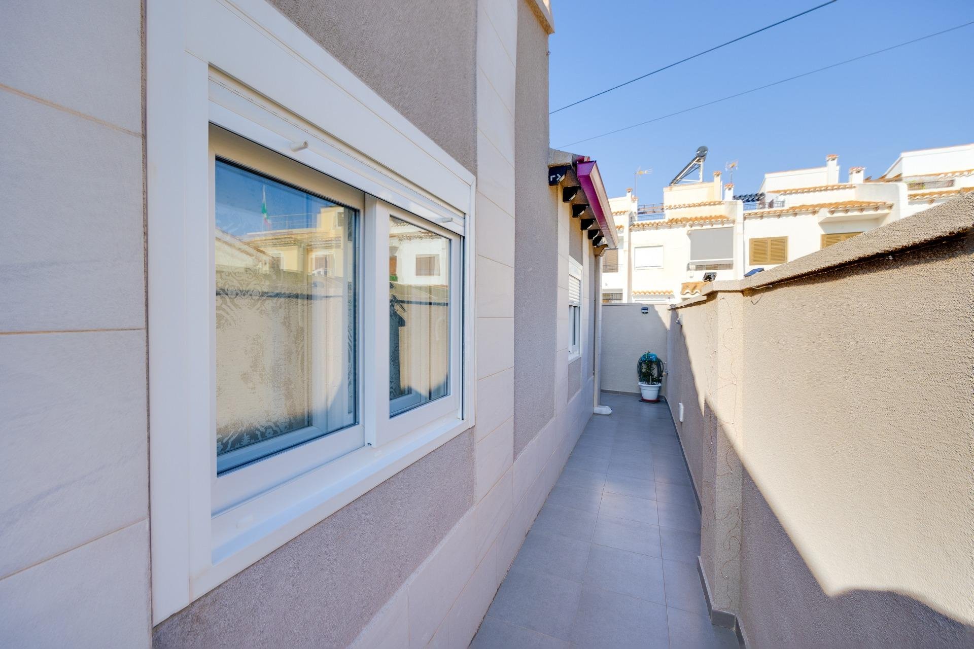 Återförsäljning - Villa -
Torrevieja - Los Balcones - Los Altos del Edén