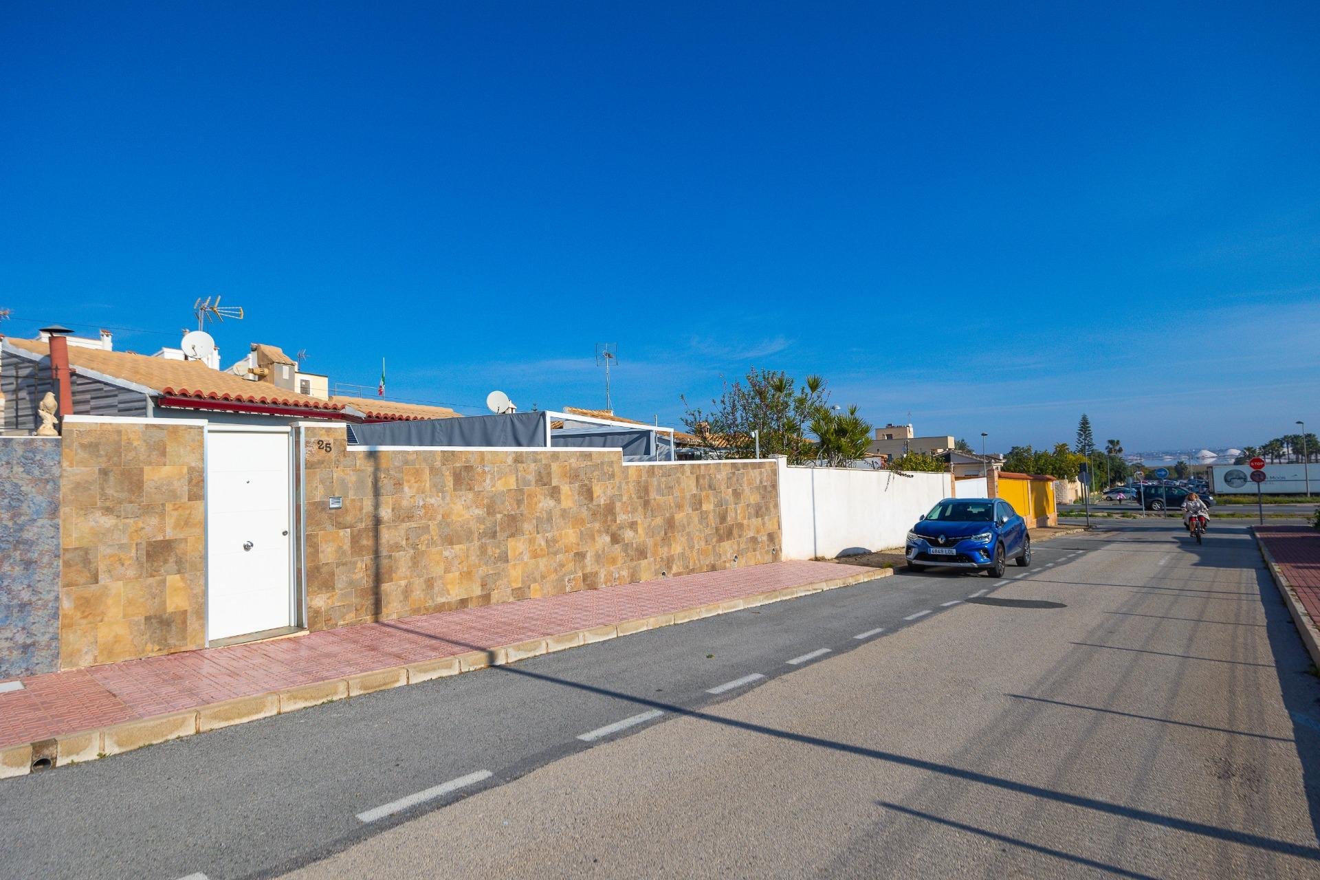 Återförsäljning - Villa -
Torrevieja - Los Balcones - Los Altos del Edén