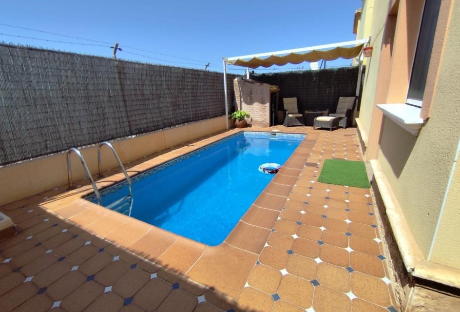 Återförsäljning - Villa -
Torrevieja - Parque las naciones
