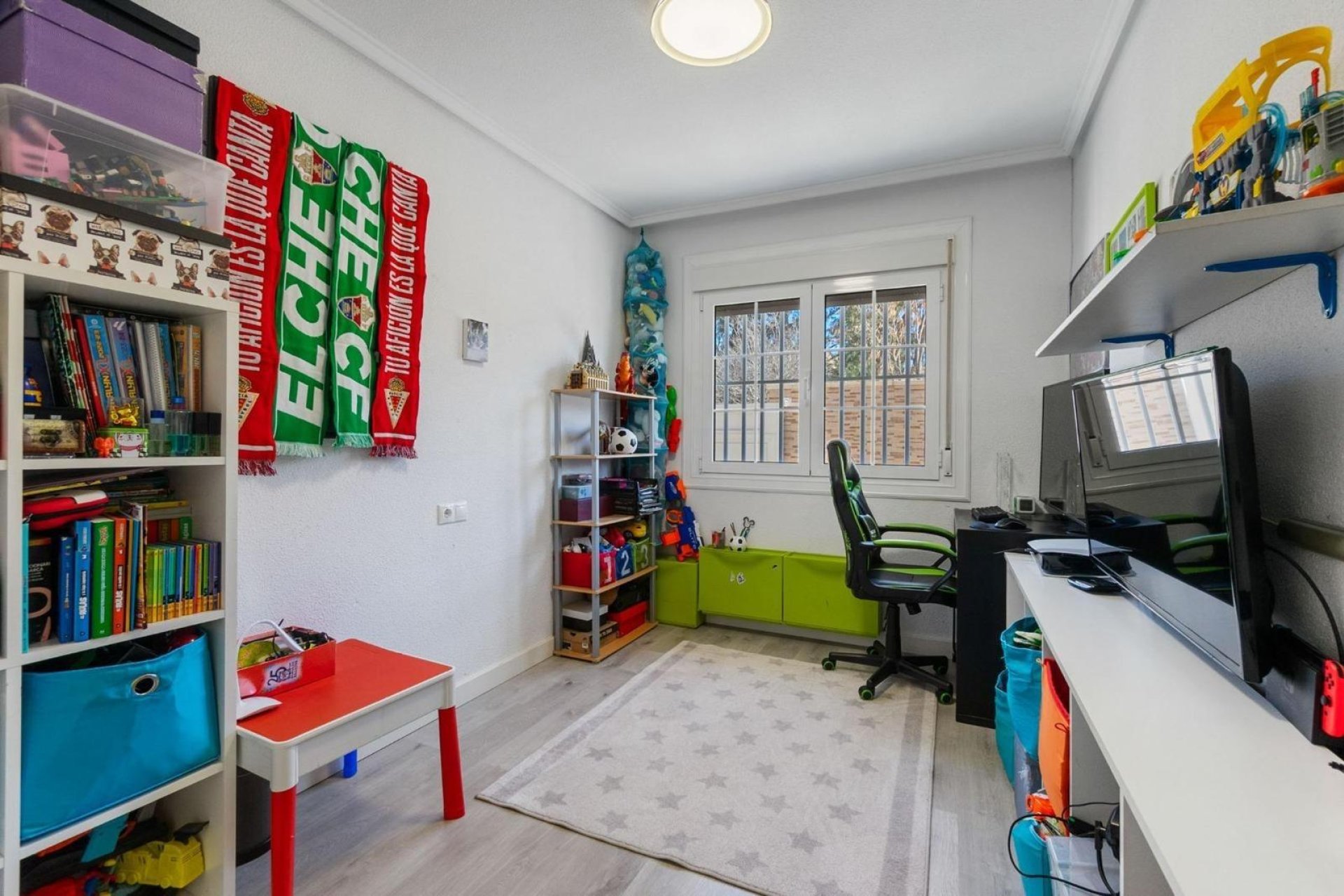 Återförsäljning - Villa -
Torrevieja - Punta prima