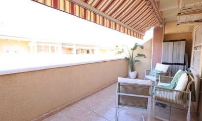 Ático - Segunda mano - Torrevieja -
                Centro