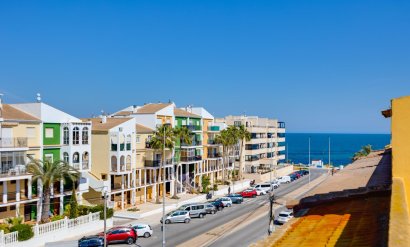 Attique - Revente - Torrevieja -
                Eliseos playa