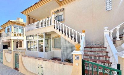 Buhardilla - Segunda mano - Orihuela Costa -
                La Zenia