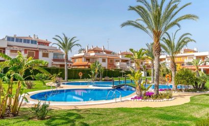 Bungalow - Återförsäljning - Orihuela Costa -
                Punta Prima