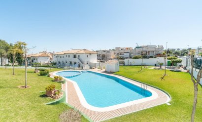 Bungalow - Odsprzedaż - Torrevieja -
                Los balcones