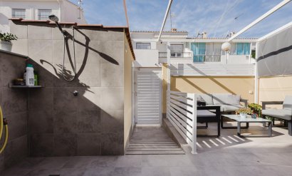 Bungalow - Odsprzedaż - Torrevieja -
                Playa de los Naufragos